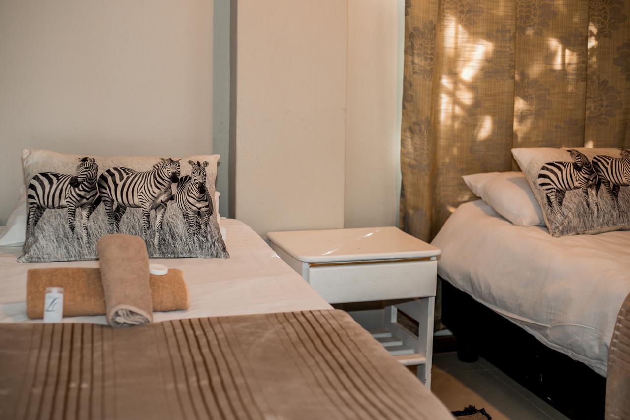 Out Of Africa Guesthouse Otjiwarongo Exterior foto